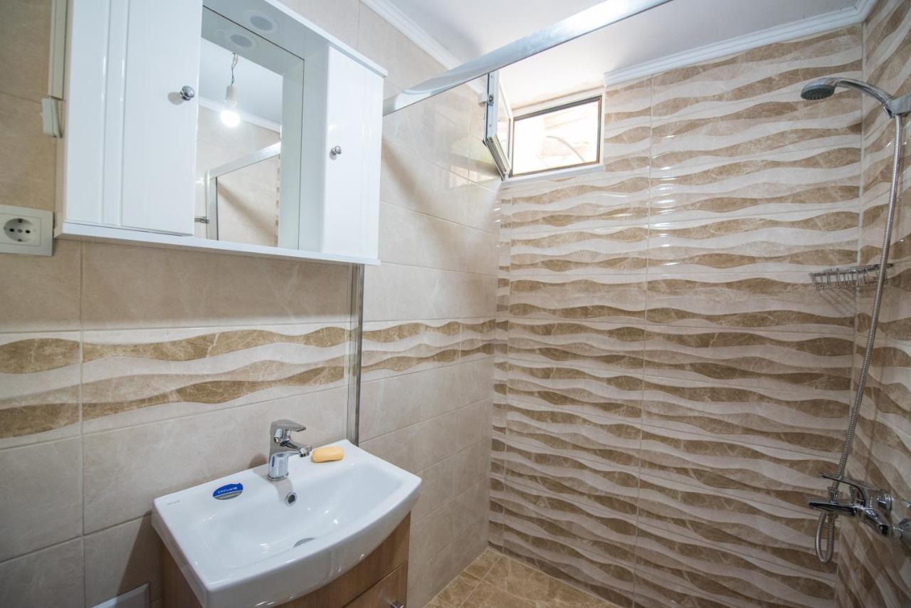 Basil & Guest House Lazarata Экстерьер фото